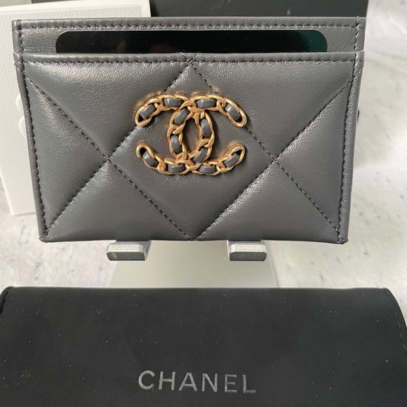 Chanel Dark Gray Chanel 19 Card Holder - Picture 2 of 7